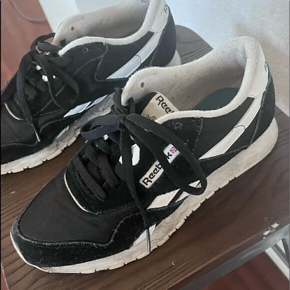 Reebok Great Condition Mens 6.5 - Reebok Classic Nylon Shore - Black and White - Picture 3 of 5